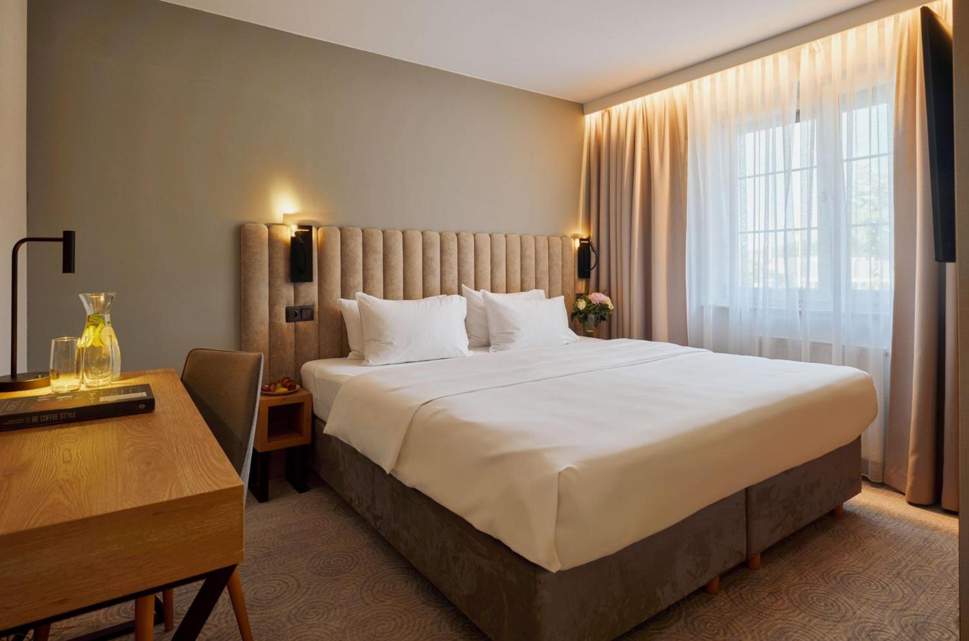 Hotel Verde Кошалин Экстерьер фото