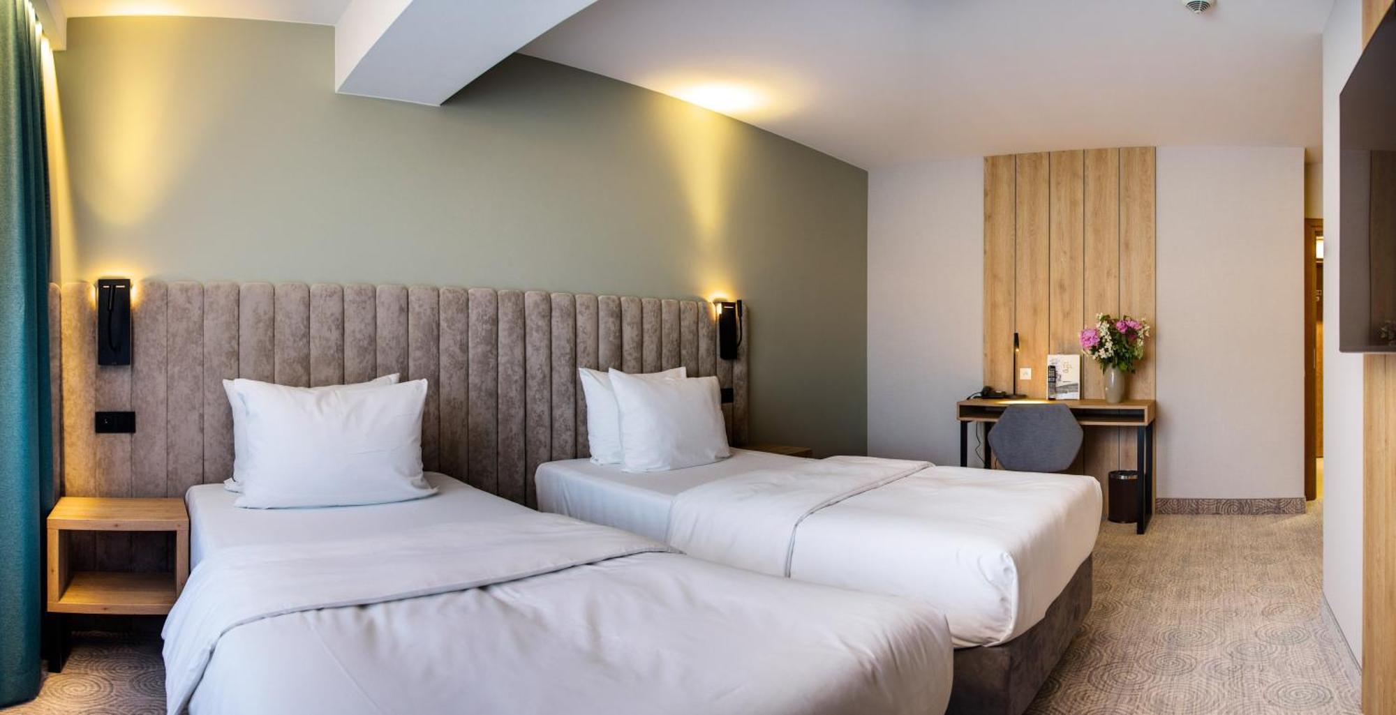 Hotel Verde Кошалин Номер фото